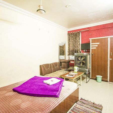 Hotel Gujarat Palace Ujjain Εξωτερικό φωτογραφία