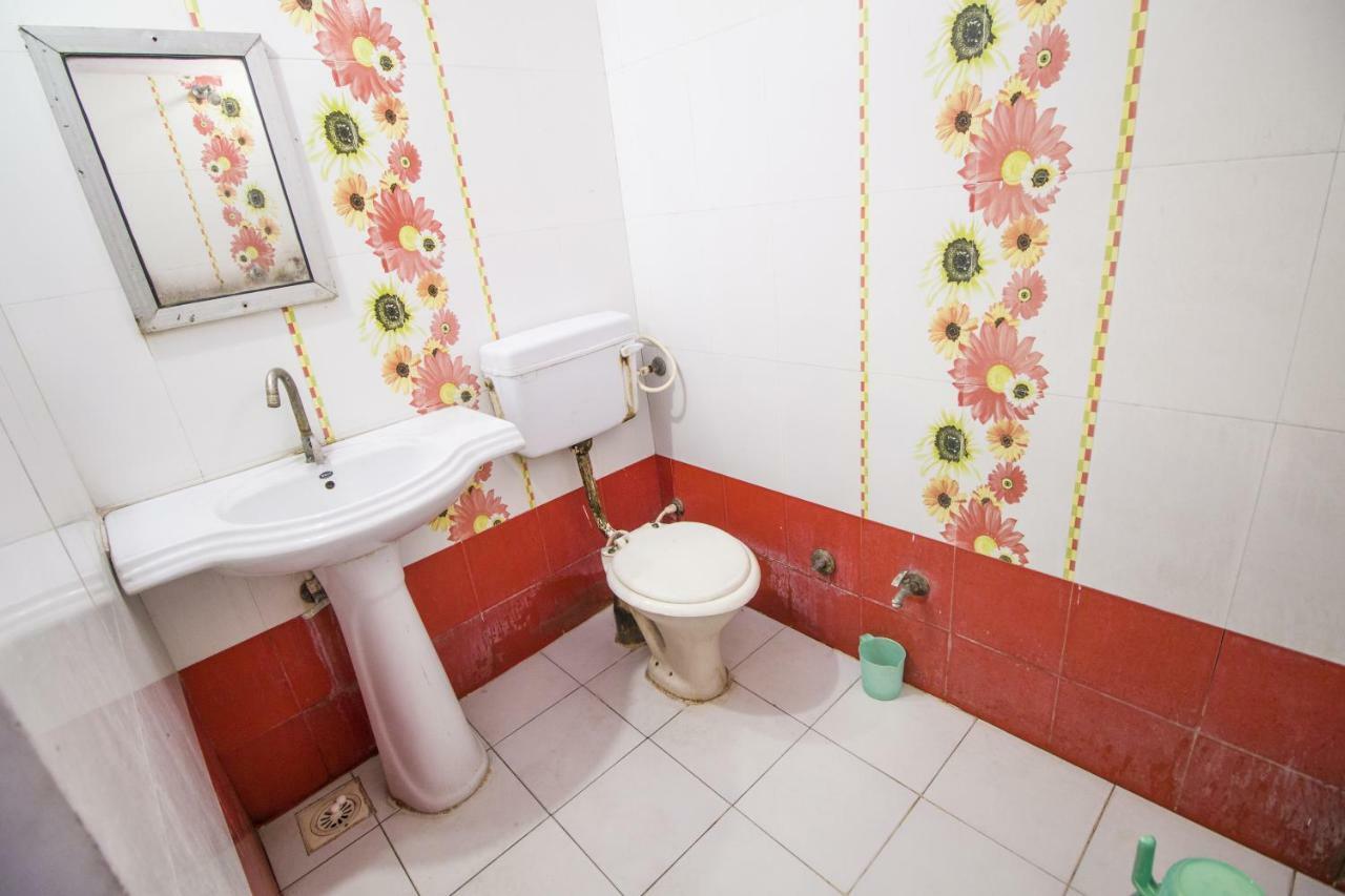 Hotel Gujarat Palace Ujjain Εξωτερικό φωτογραφία